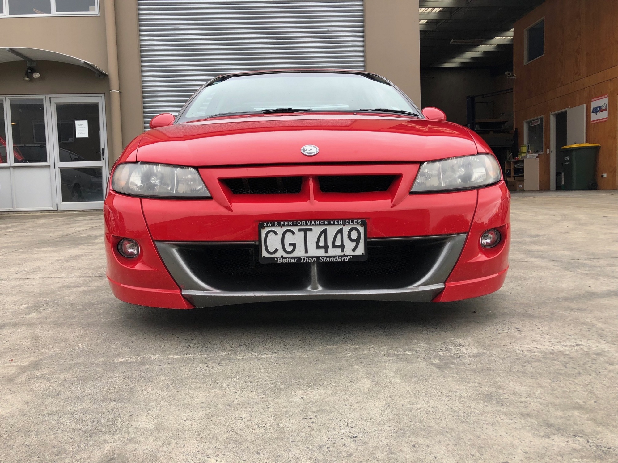 Vx clubsport front deals bumper