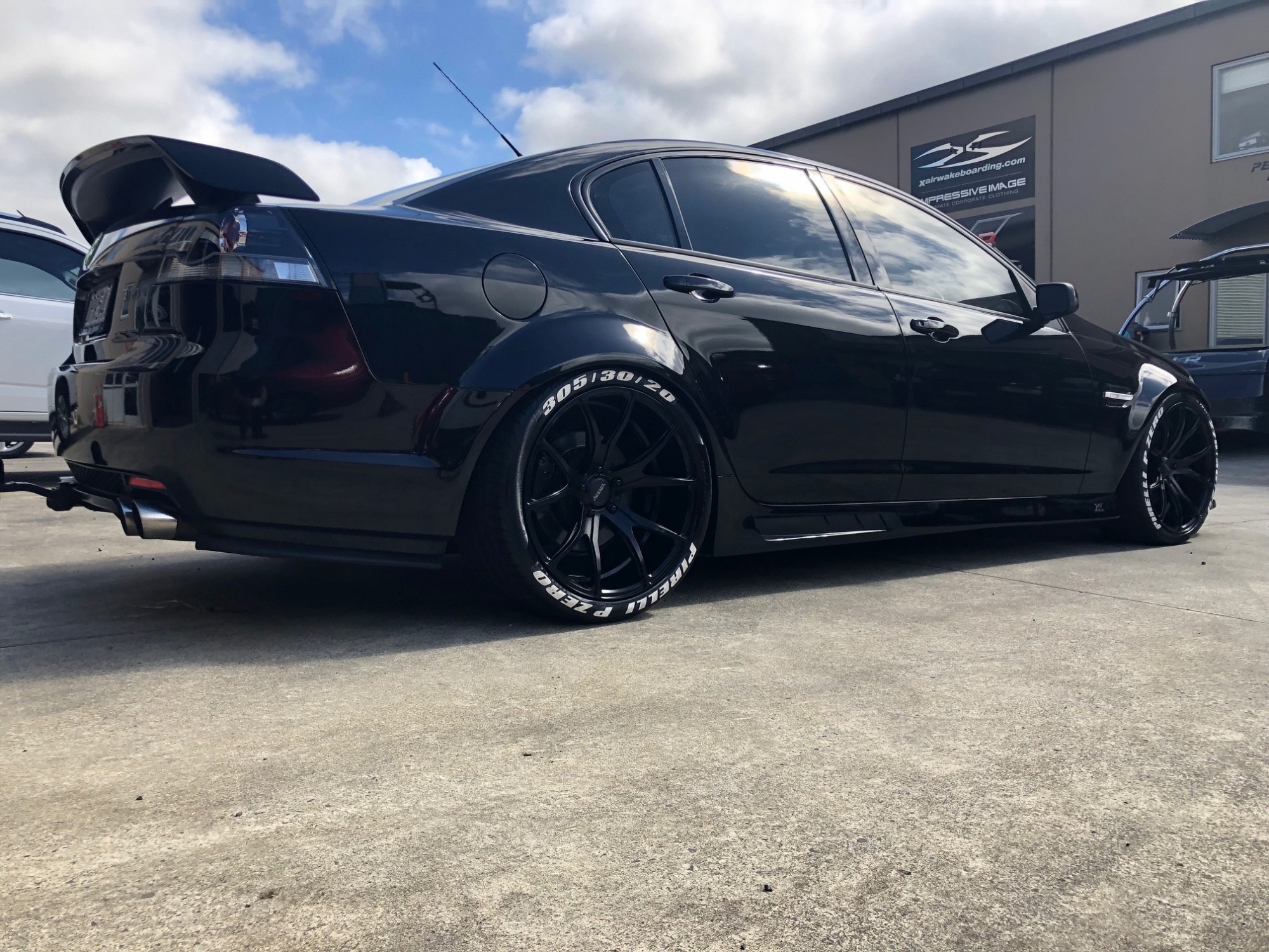 holden commodore wide body kit