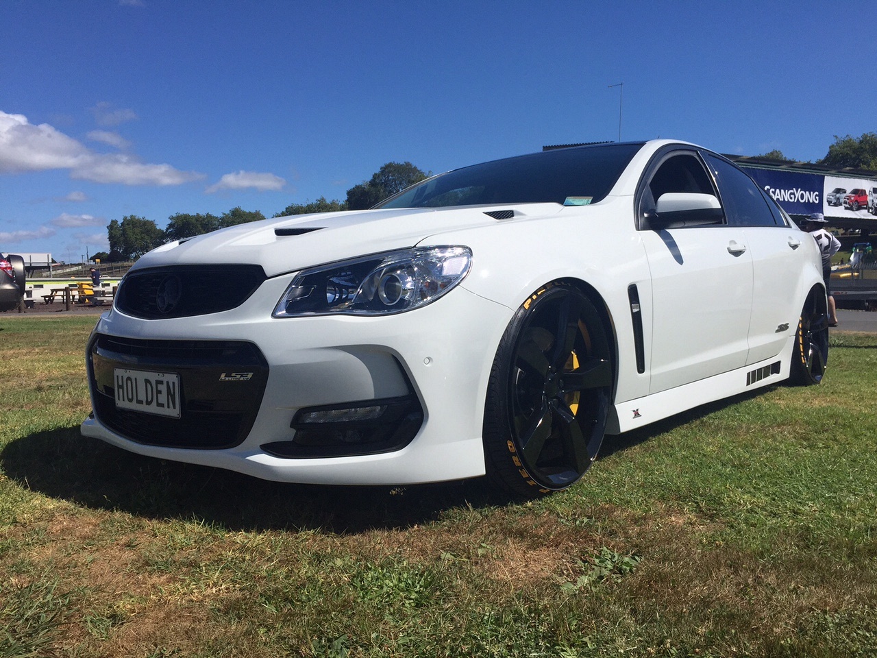 Holden VF Commodore Black Side Vents Kit