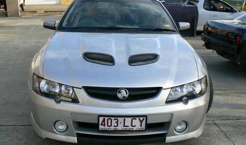 vy commodore bonnet